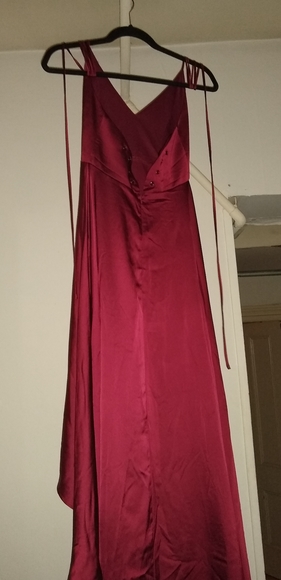 Dress - Picture 2 of 4